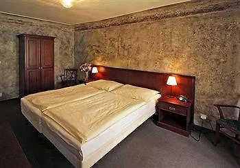 U Suteru Hotel