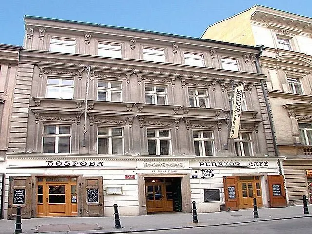 U Suteru 3* Prague